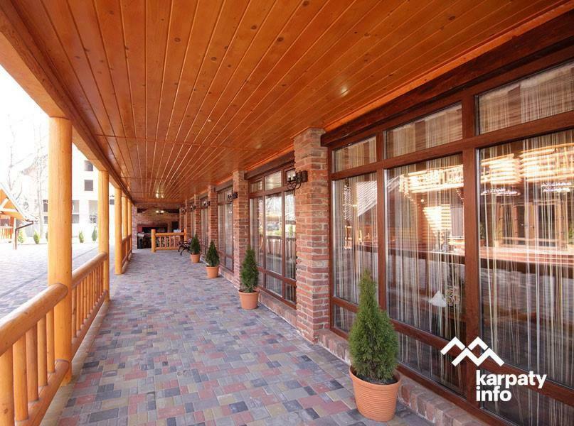 батярський двір Gasthof Pasiky-Zubryts'ki